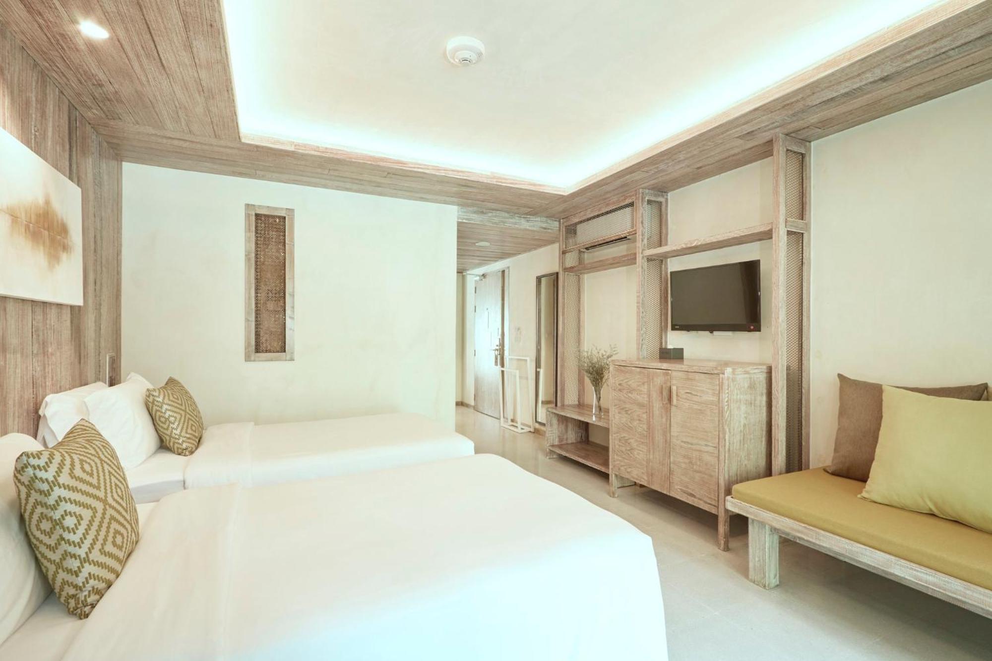 Dinso Resort & Villas Phuket, Vignette Collection By Ihg Patong Exterior photo